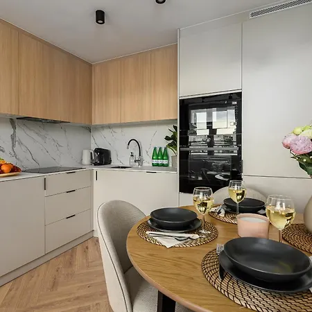 Lumina I Premium 3br With Balcony I Ac Apartamento *