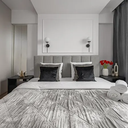 Lumina I Premium 3br With Balcony I Ac *