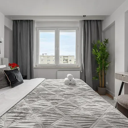 Lumina I Premium 3br With Balcony I Ac *